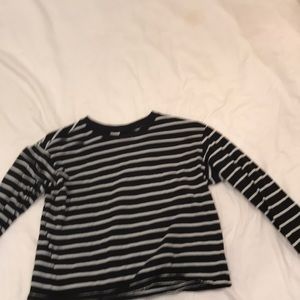 cropped strip long sleeve shirt